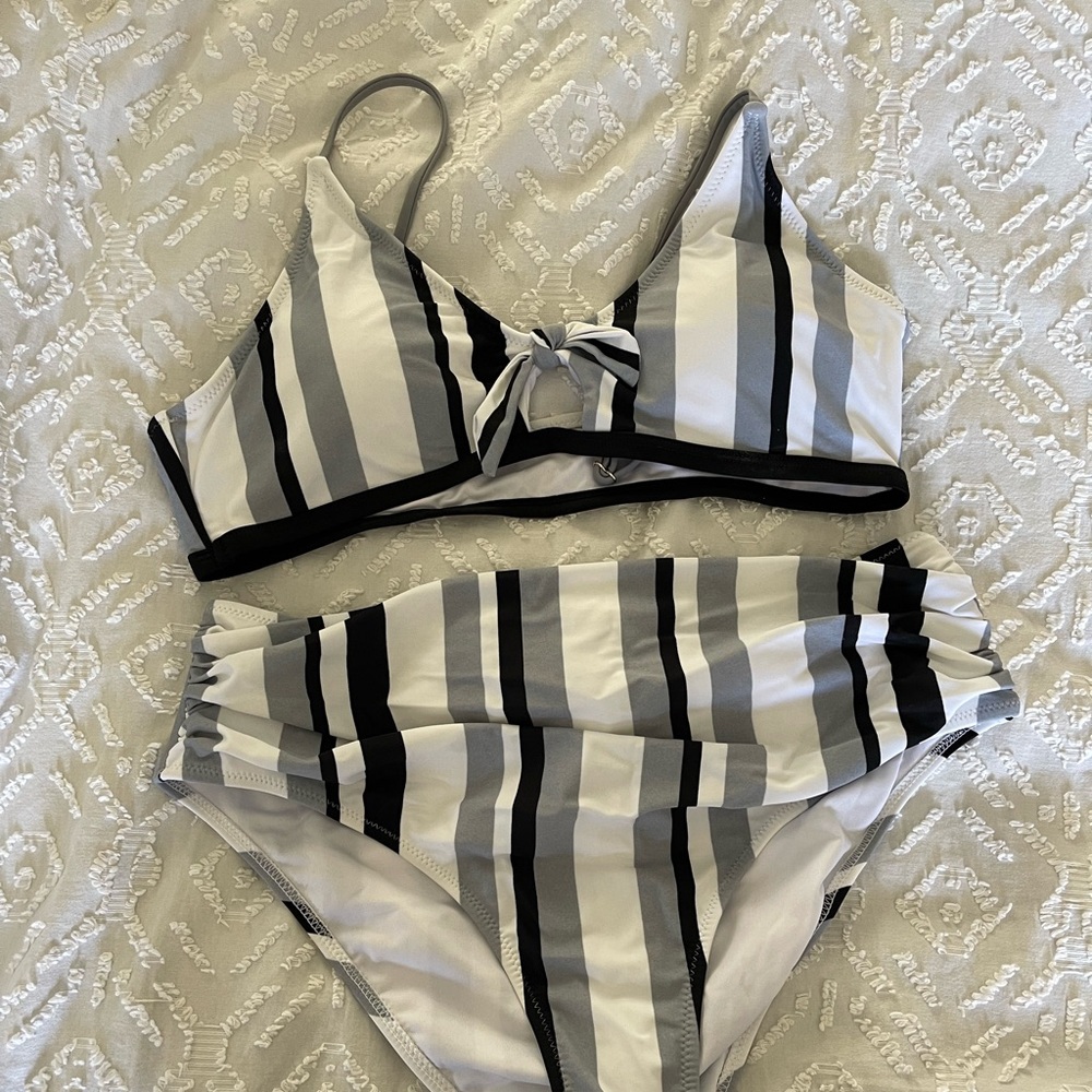 NWOT CUPSHE High Waist Bikini